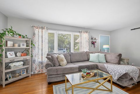 Tiny photo for 15001 Park Avenue, Oak Forest, IL 60452 (MLS # 12460141)