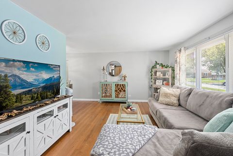 Tiny photo for 15001 Park Avenue, Oak Forest, IL 60452 (MLS # 12460141)