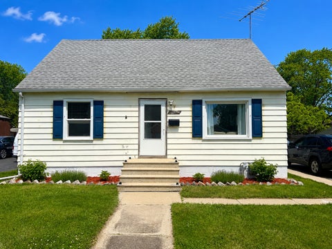 Photo of 1004 21st Street, Zion, IL 60099 (MLS # 12663537)