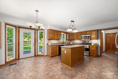 Tiny photo for 2694 Berkshire Drive, Geneva, IL 60134 (MLS # 12482772)