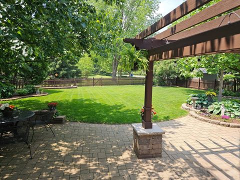 Tiny photo for 2694 Berkshire Drive, Geneva, IL 60134 (MLS # 12482772)