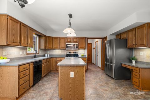 Tiny photo for 2694 Berkshire Drive, Geneva, IL 60134 (MLS # 12482772)