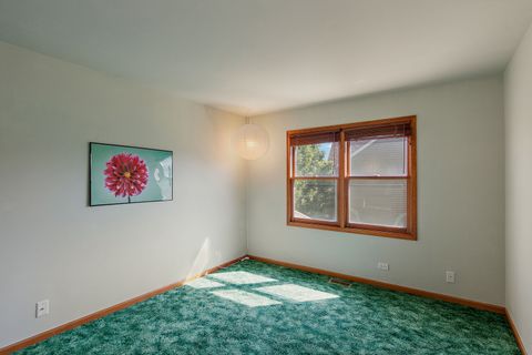 Tiny photo for 2021 Brindlewood Lane, Algonquin, IL 60102 (MLS # 12465001)