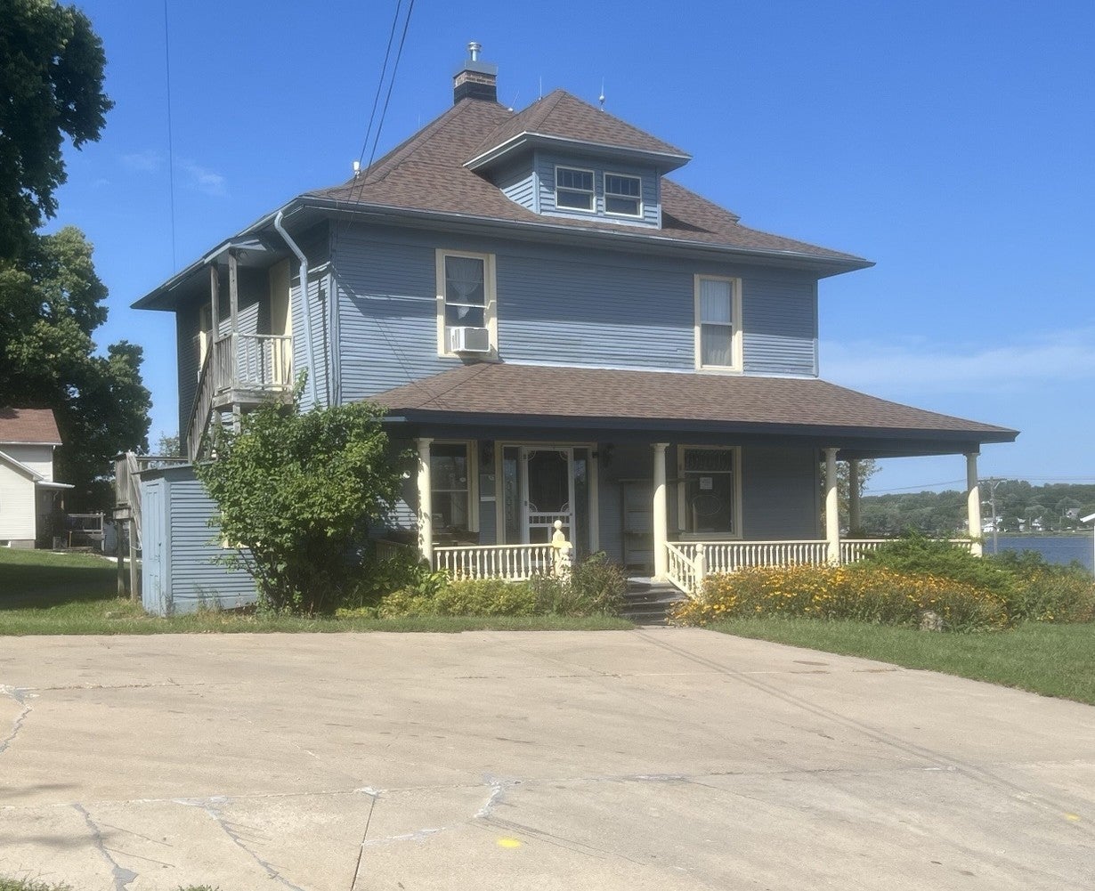 606 N Cody Road