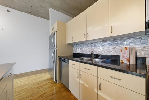 Tiny photo for 1720 S Michigan Avenue #405, Chicago, IL 60616 (MLS # 12573168)