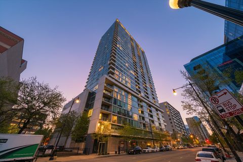 Photo of 1720 S Michigan Avenue #405, Chicago, IL 60616 (MLS # 12573168)