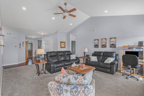 Tiny photo for 428 E Frontier Drive, Minooka, IL 60447 (MLS # 12471613)