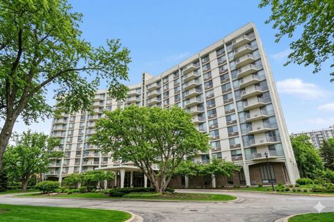 Photo of 20 N Tower Road #4C, Oak Brook, IL 60523 (MLS # 12597443)