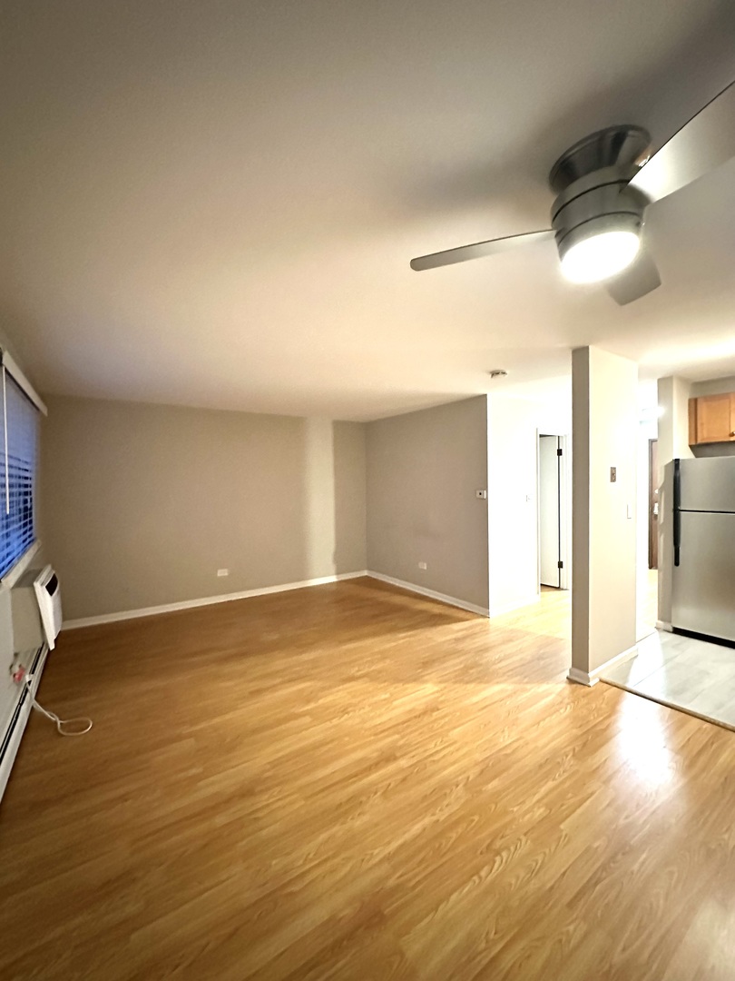 5310 N CHESTER Avenue 306