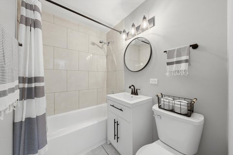 Tiny photo for 14828 Oak Street, Dolton, IL 60419 (MLS # 12766561)