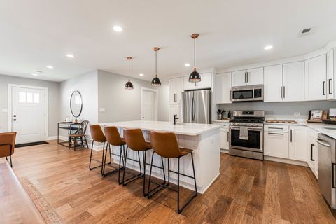 Tiny photo for 15050 Holiday Court, Orland Park, IL 60462 (MLS # 12652326)