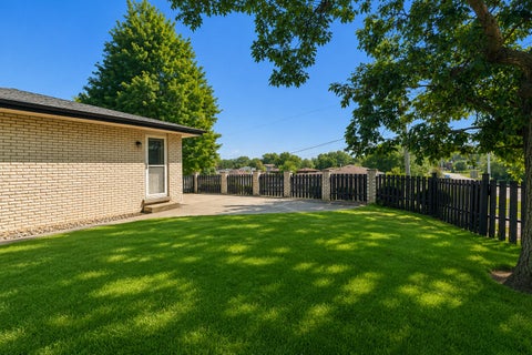 Tiny photo for 9801 S 88th Avenue, Palos Hills, IL 60465 (MLS # 12745391)