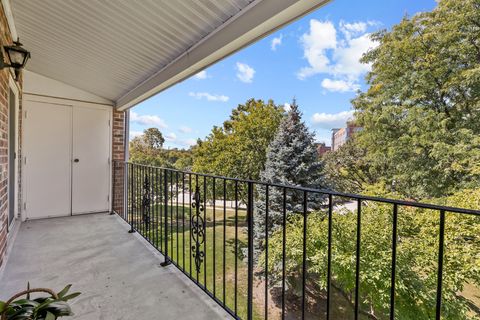 Tiny photo for 540 Biesterfield Road #309, Elk Grove Village, IL 60007 (MLS # 12475927)