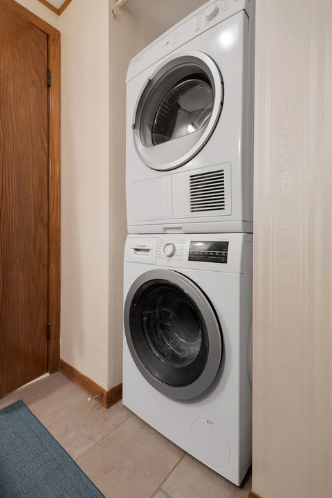 Tiny photo for 540 Biesterfield Road #309, Elk Grove Village, IL 60007 (MLS # 12475927)