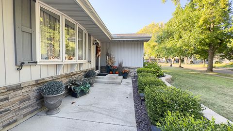 Tiny photo for 1316 Rutledge Road, Bloomington, IL 61704 (MLS # 12470088)