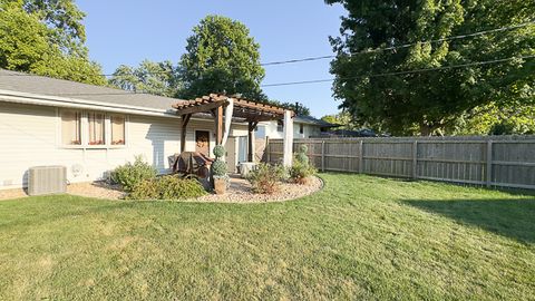 Tiny photo for 1316 Rutledge Road, Bloomington, IL 61704 (MLS # 12470088)