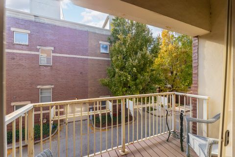 Tiny photo for 817 E 41st Street #2A, Chicago, IL 60653 (MLS # 12506807)