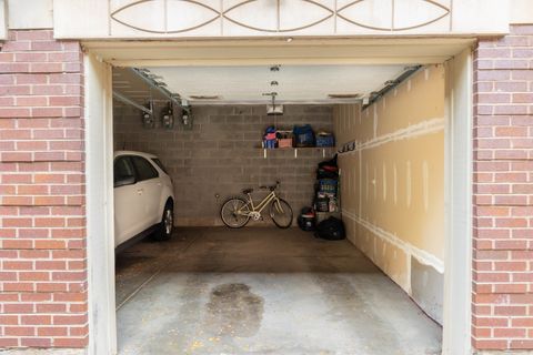 Tiny photo for 817 E 41st Street #2A, Chicago, IL 60653 (MLS # 12506807)