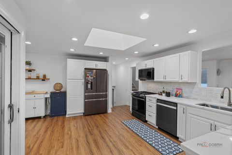 Tiny photo for 786 Hill Street, Highland Park, IL 60035 (MLS # 12585932)