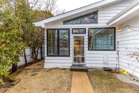 Tiny photo for 786 Hill Street, Highland Park, IL 60035 (MLS # 12585932)