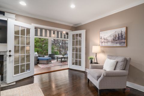 Tiny photo for 15393 W Oak Spring Road, Libertyville, IL 60048 (MLS # 12515465)