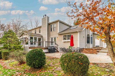 Tiny photo for 15393 W Oak Spring Road, Libertyville, IL 60048 (MLS # 12515465)