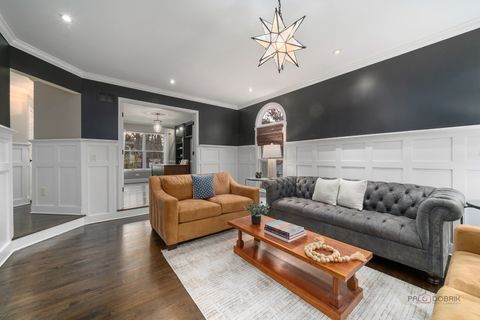 Tiny photo for 15393 W Oak Spring Road, Libertyville, IL 60048 (MLS # 12515465)