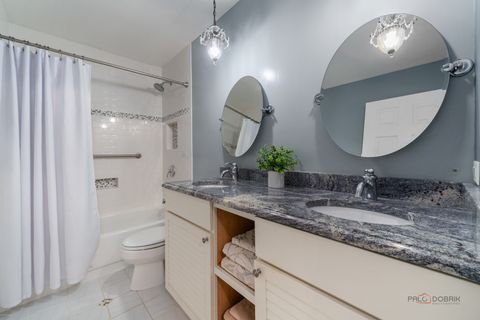 Tiny photo for 15393 W Oak Spring Road, Libertyville, IL 60048 (MLS # 12515465)