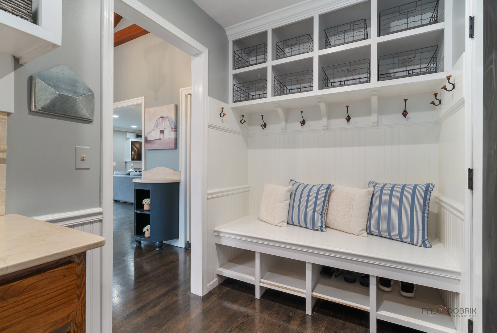 Libertyville, Illinois 60048, United States, 4 Bedrooms Bedrooms, ,3 BathroomsBathrooms,Residential,Active,243990