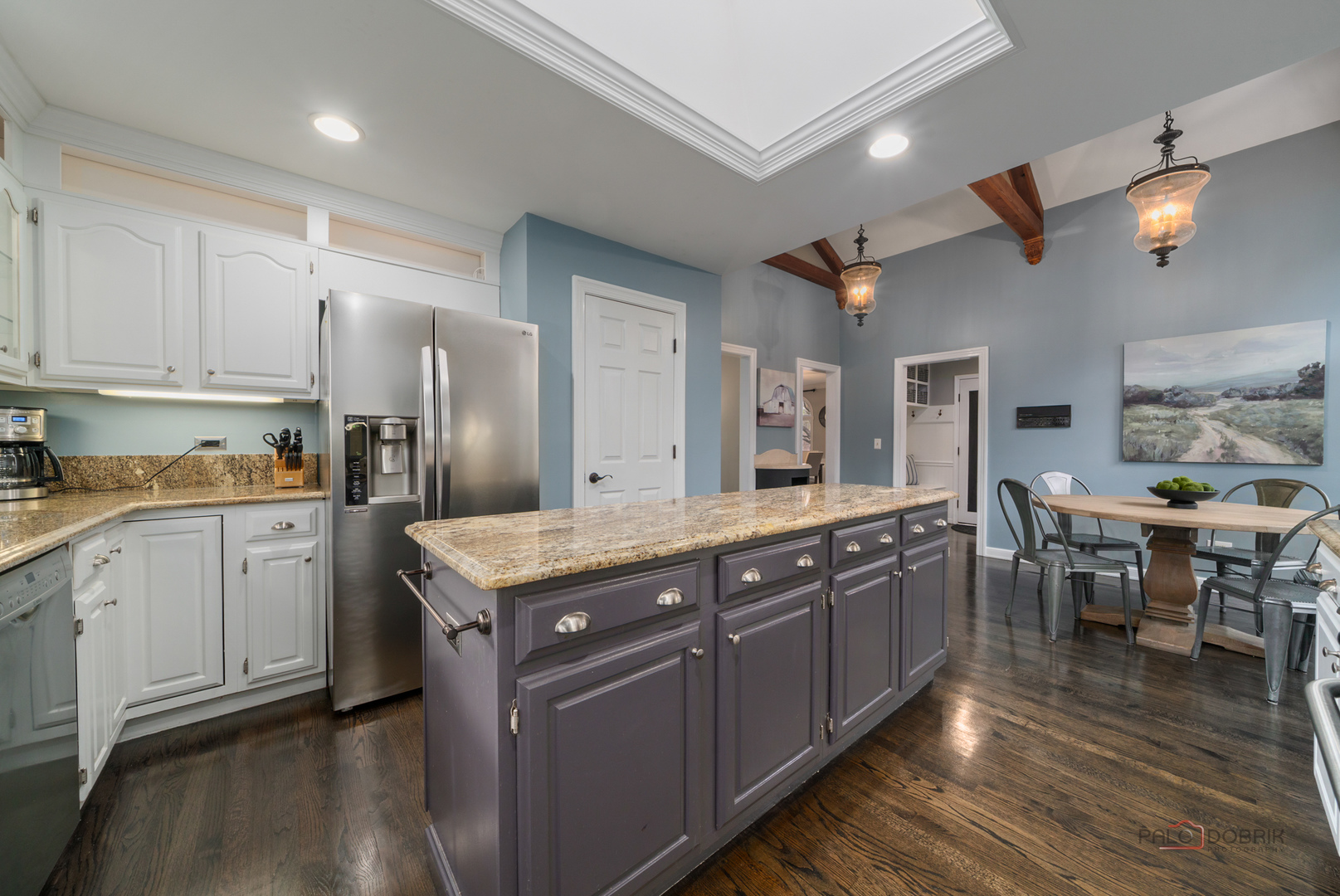 Libertyville, Illinois 60048, United States, 4 Bedrooms Bedrooms, ,3 BathroomsBathrooms,Residential,Active,243990