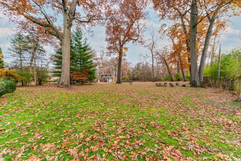 Tiny photo for 15393 W Oak Spring Road, Libertyville, IL 60048 (MLS # 12515465)
