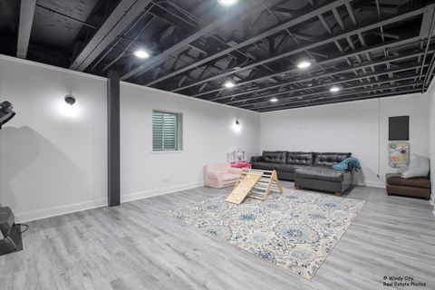 Tiny photo for 125 Chestnut Hills Circle, Burr Ridge, IL 60527 (MLS # 12609203)