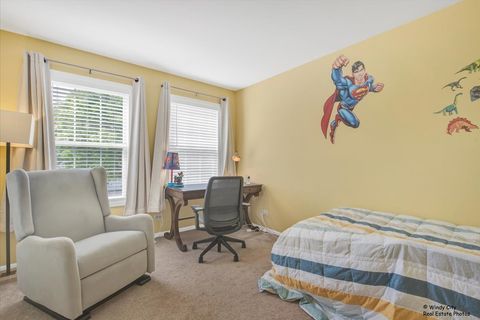 Tiny photo for 125 Chestnut Hills Circle, Burr Ridge, IL 60527 (MLS # 12609203)