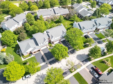 Tiny photo for 125 Chestnut Hills Circle, Burr Ridge, IL 60527 (MLS # 12609203)