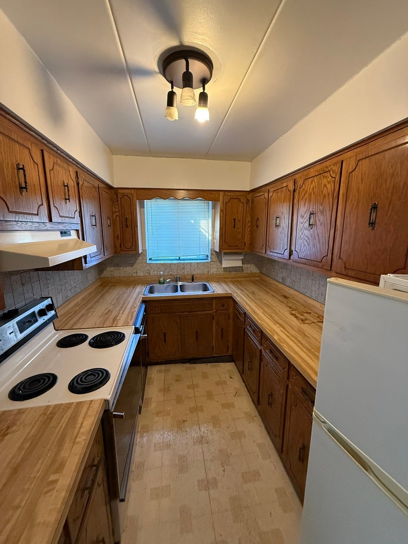 10912 Central Avenue 203