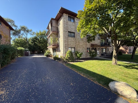Tiny photo for 10912 Central Avenue #203, Chicago Ridge, IL 60415 (MLS # 12782893)