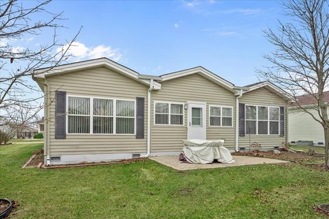 Tiny photo for 2905 CAROUSEL Court, Grayslake, IL 60030 (MLS # 12579090)