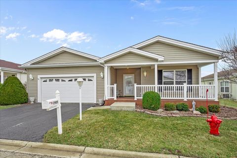 Photo of 2905 CAROUSEL Court, Grayslake, IL 60030 (MLS # 12579090)