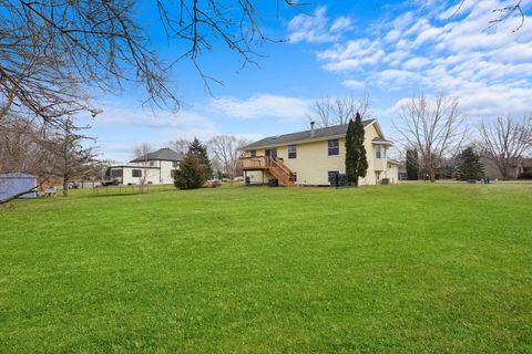 Tiny photo for 105 Constitution Drive, Poplar Grove, IL 61065 (MLS # 12516685)
