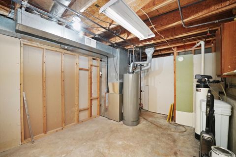 Tiny photo for 105 Constitution Drive, Poplar Grove, IL 61065 (MLS # 12516685)