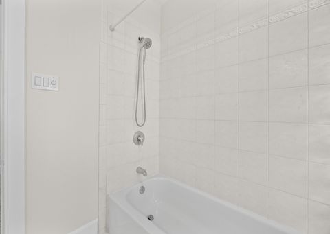 Tiny photo for 622 N Ridgeland Avenue, Oak Park, IL 60302 (MLS # 12642706)