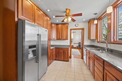 Tiny photo for 622 N Ridgeland Avenue, Oak Park, IL 60302 (MLS # 12642706)