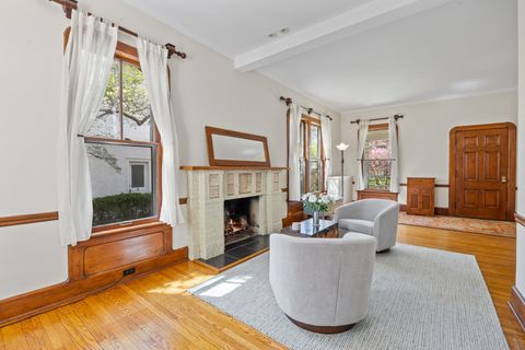 Tiny photo for 622 N Ridgeland Avenue, Oak Park, IL 60302 (MLS # 12642706)