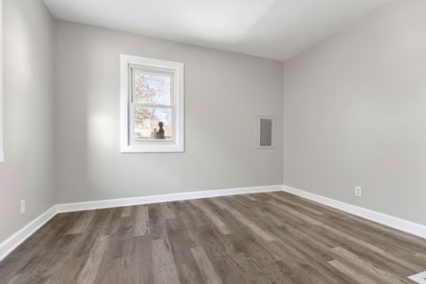 Tiny photo for 318 Elder Drive, Round Lake Park, IL 60073 (MLS # 12534402)