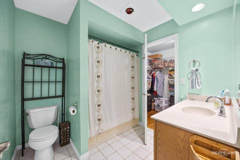 Tiny photo for 820 N Lakeside Drive #1C, Vernon Hills, IL 60061 (MLS # 12652841)