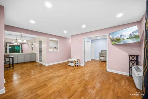 Tiny photo for 820 N Lakeside Drive #1C, Vernon Hills, IL 60061 (MLS # 12652841)