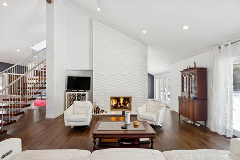 Tiny photo for 7940 Wolf Road, Burr Ridge, IL 60527 (MLS # 12554595)