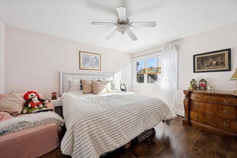 Tiny photo for 7940 Wolf Road, Burr Ridge, IL 60527 (MLS # 12554595)