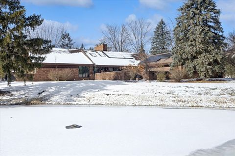 Tiny photo for 7940 Wolf Road, Burr Ridge, IL 60527 (MLS # 12554595)