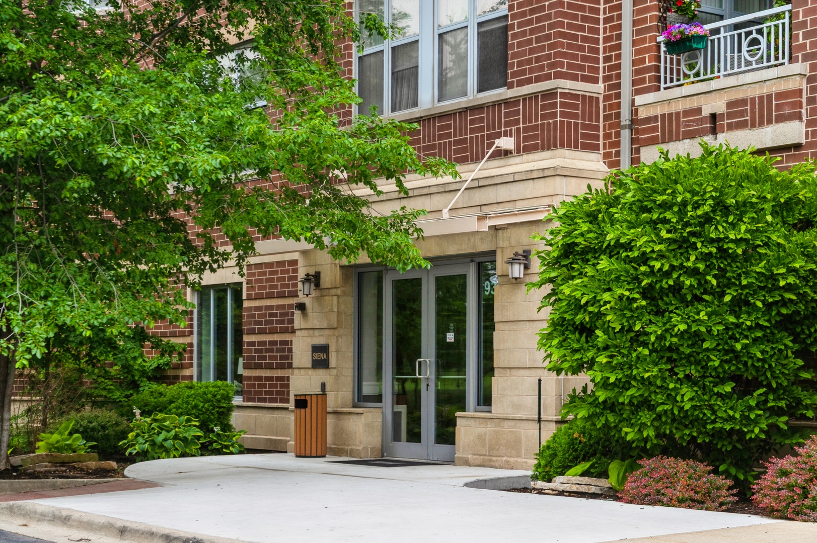 9360 SKOKIE Boulevard 414